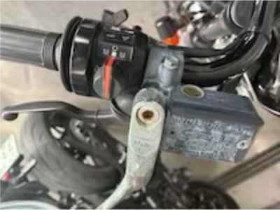 Yamaha SR400 2019