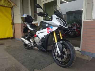 BMW S1000XR 2016