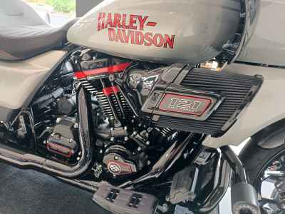 Harley-Davidson FLTRX STSE CVO 2026