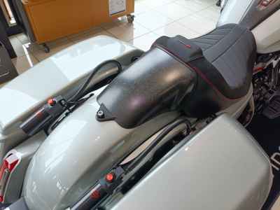 Harley-Davidson FLTRX STSE CVO 2026