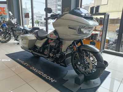 Harley-Davidson FLTRX STSE CVO 2026