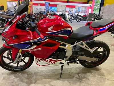 Honda CBR250RR