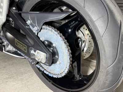 Suzuki GSR400 2012