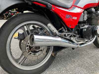 Kawasaki GPZ400F 2024