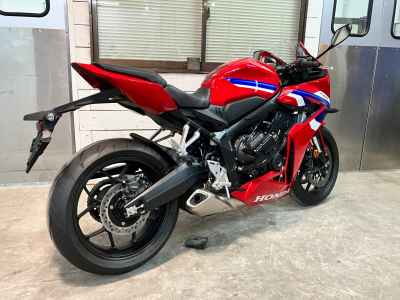 Honda CBR650R E-Clutch 2026