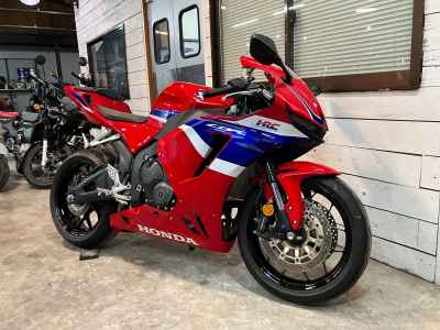 Honda CBR600RR 2024