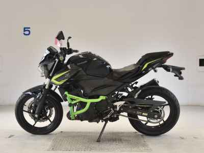 Kawasaki Z400 2020