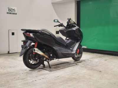Honda Forza SI 2013