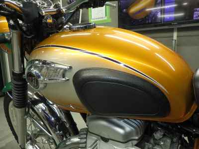 Kawasaki W800 2011