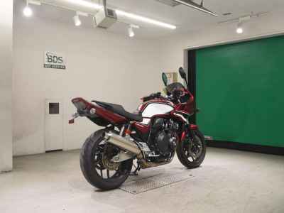 Honda CB400 Super Boldor 2020