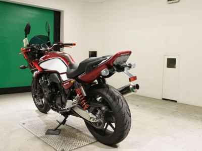Honda CB400 Super Boldor 2020