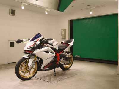 Honda CBR250RR 2022
