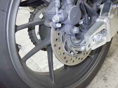 Honda CB400 Super Boldor 2022