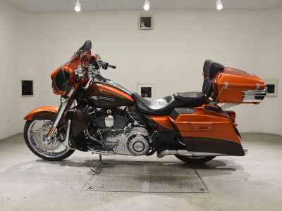 Harley-Davidson Street Glide FLHXSE1800 2012