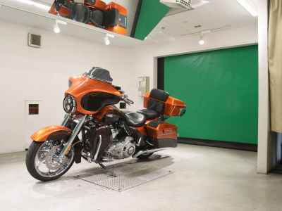 Harley-Davidson Street Glide FLHXSE1800 2012