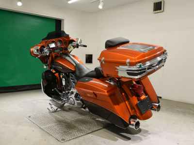 Harley-Davidson Street Glide FLHXSE1800 2012