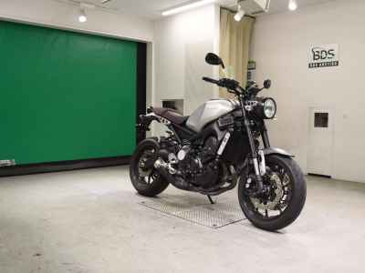 Yamaha XSR900 2021