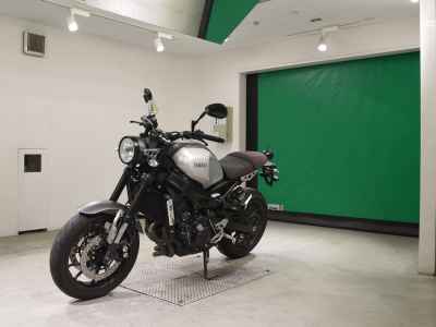 Yamaha XSR900 2021