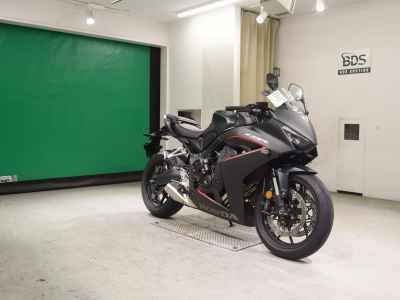 Honda CBR650R