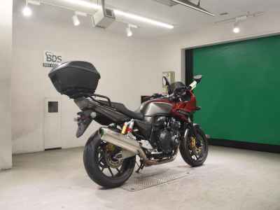Honda CB400 Super Boldor