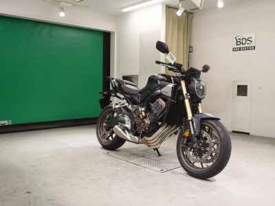 Honda CB650R E-Clutch 2024