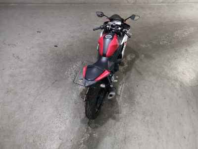 Yamaha YZF-R25 2015