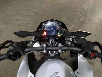 Kawasaki Z400 2022