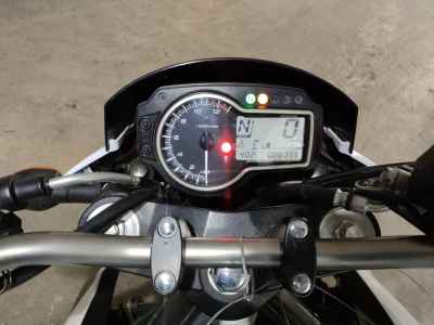 Suzuki GSR750 2015