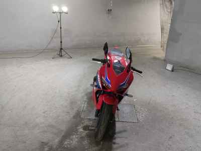 Honda CBR650R 2025