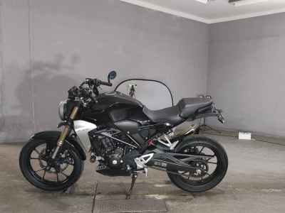 Honda CB250R 2019