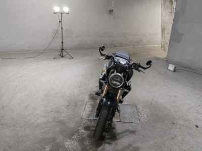 Honda CB250R 2019