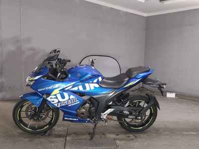 Suzuki Gixxer 250SF