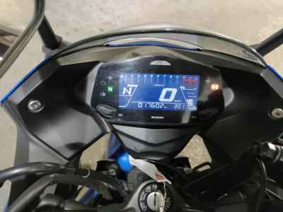 Suzuki Gixxer 250SF