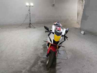 Yamaha YZF-R7 2022