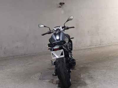 BMW F900R 2023