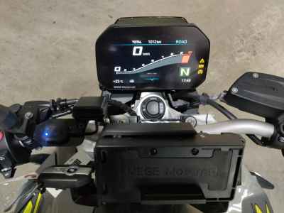 BMW F900R 2023