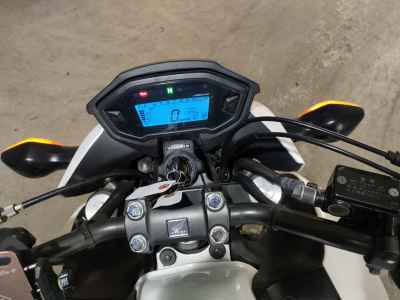 Honda CB400F 2021