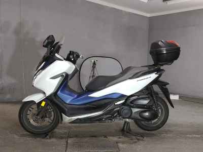 Honda Forza