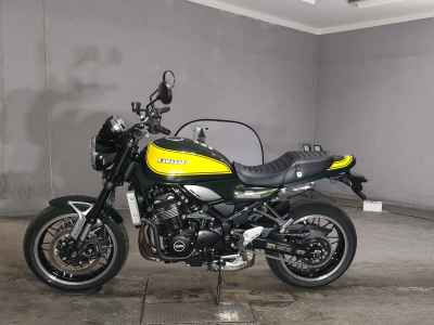Kawasaki Z900RS 2024