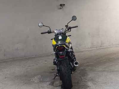 Kawasaki Z900RS 2024