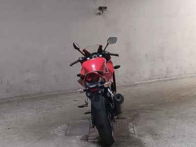 Honda CBR250R