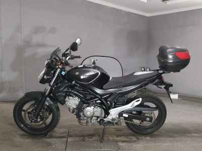 Suzuki Gladius SFV400 2014