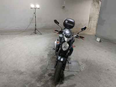 Suzuki Gladius SFV400 2014
