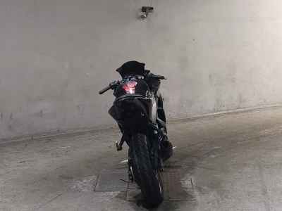 Yamaha YZF-R25 2015