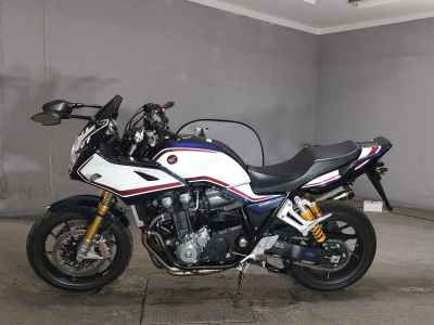 Honda CB1300 Super Boldor 2019