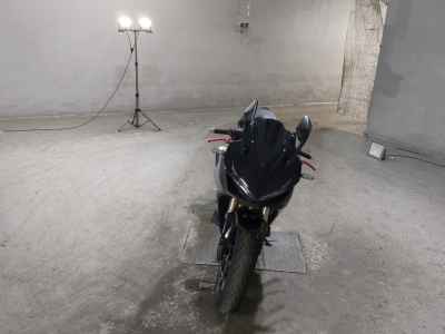 Honda CBR400R 2022