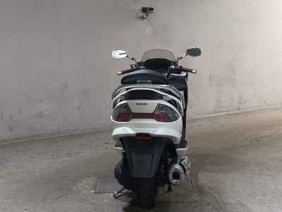 Suzuki Skywave 250M