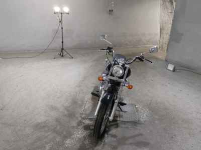 Suzuki Intruder 250LC