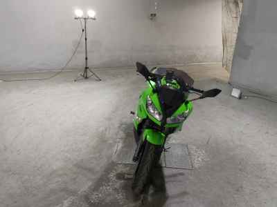 Kawasaki Ninja 400R 2011