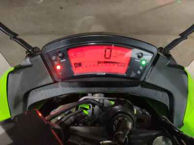 Kawasaki Ninja 400R 2011